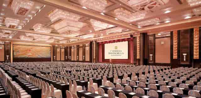 Auditorium in Shangri-La Guangzhou, spacious banquet hall for corporate events.