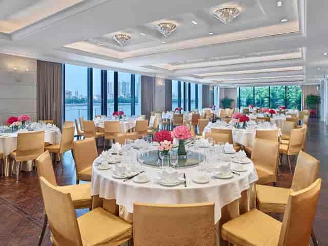 Grand Ball Room at White Swan Hotel with elegant tables for upscale banquets and celebrations.