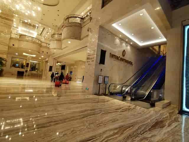 Elegant banquet hall in Guangdu International Hotel Chengdu, ideal for conferences and events.