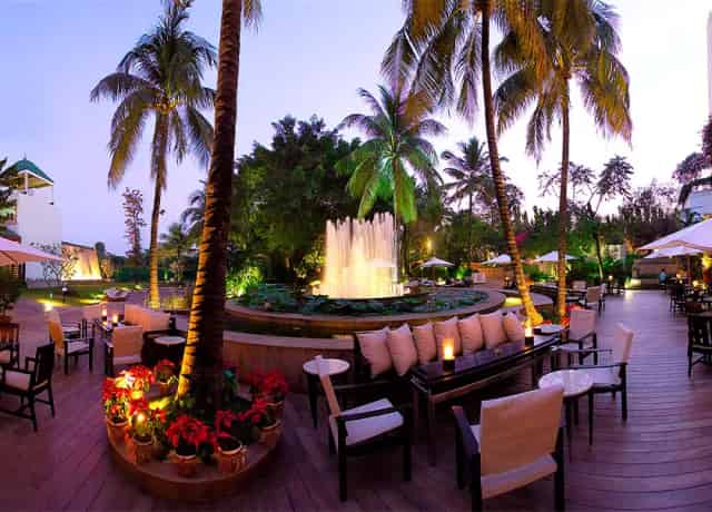 Banquet hall