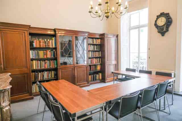 The Royal Institution - image 2