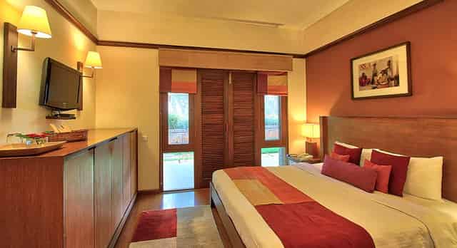 Burgundy Room