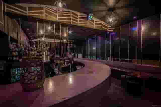Lounge Bar