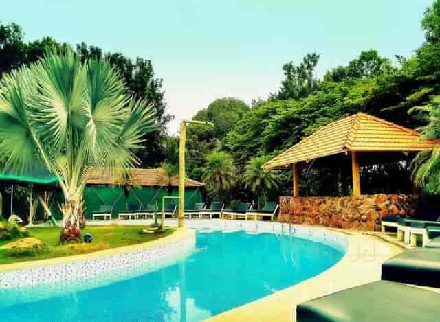 Private pool at Mango Mist Resorts, ideal for upscale retreats and networking events.