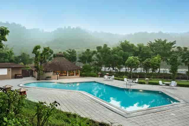Tranquil swimming pool at The Riverview Retreat, ideal for outdoor meetings and events.