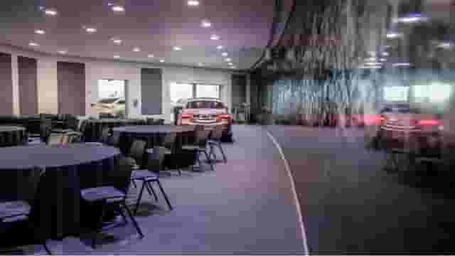 Mercedes-Benz World