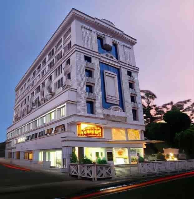 Hotel Airlink Castle | 2024 Updated ...