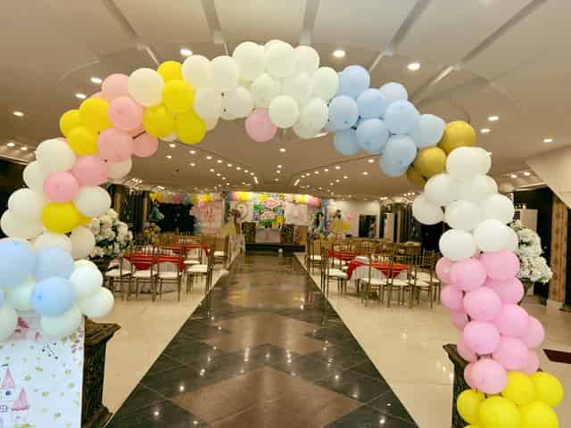 Banquet hall