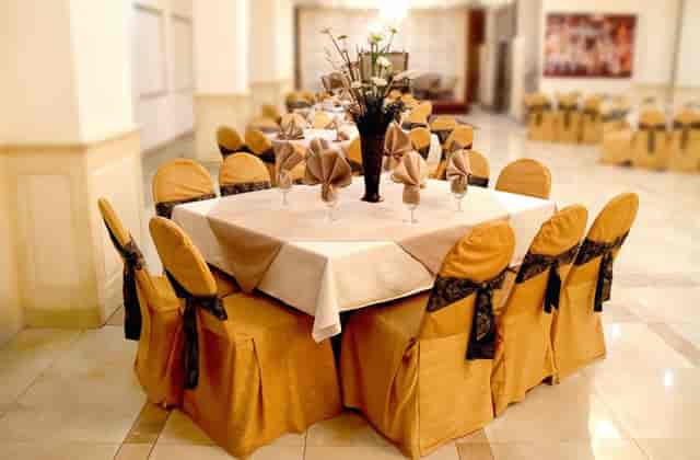 Elegant banquet hall setting at Shalimar Tower Hotel for weddings and corporate events.