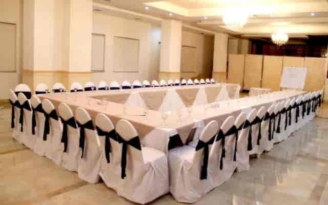 Events and Meetings Hall at Shalimar Tower Hotel, ideal for corporate gatherings.