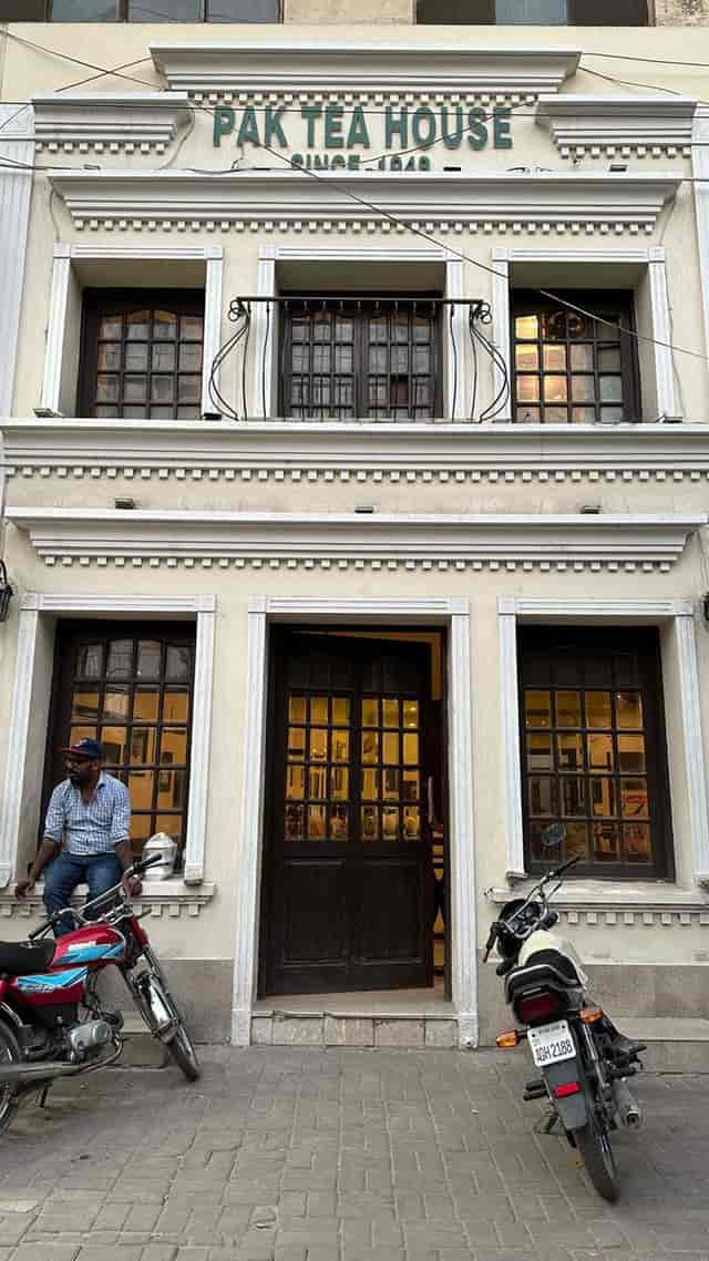 Pak Tea House! #Lahore ...