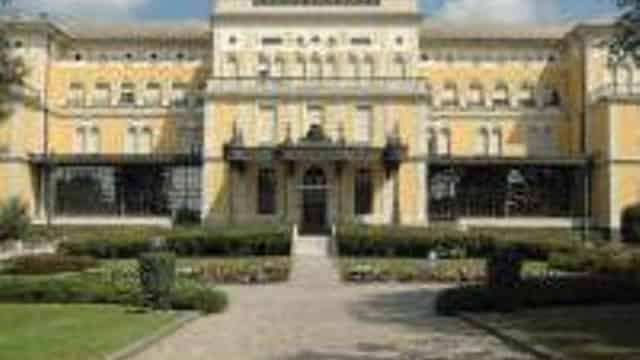 Parco Hall