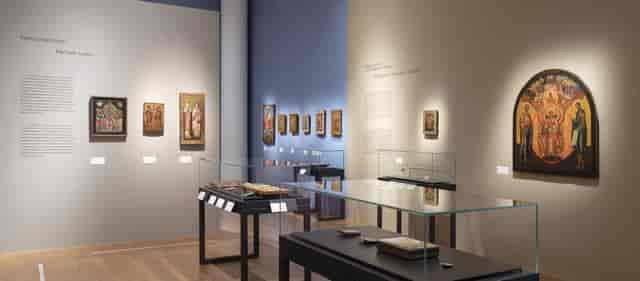IKONA. Holy Women / Museum Angewandte Kunst