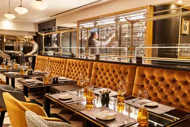 Elegant dining setup at Oscar's Bistro for corporate events and private gatherings.