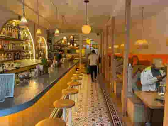 Bar