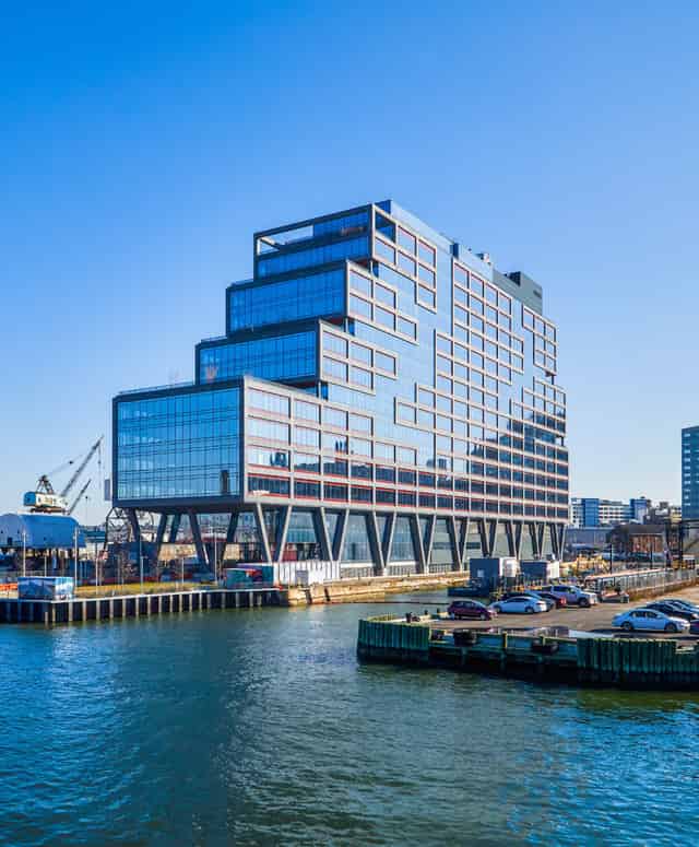 Dock 72