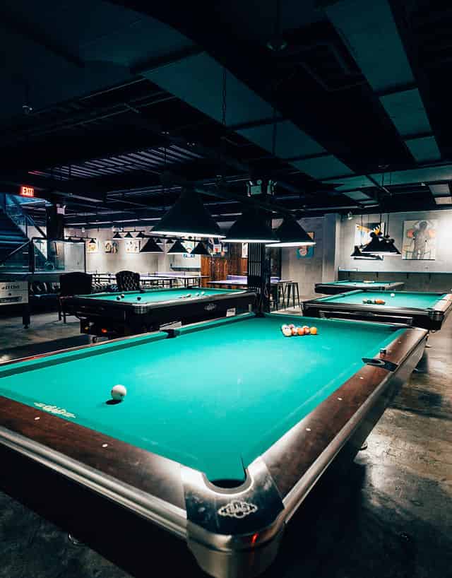 bar