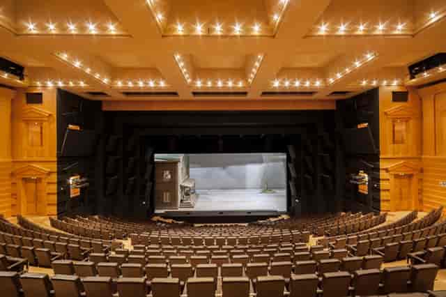 Sala Tallers auditorium at Teatre Nacional de Catalunya, ideal for theatrical performances and conferences.
