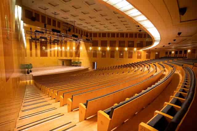 North Auditorium IFEMA MADRID: modern conference venue with tiered seating and stage.