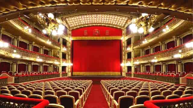 El Teatro de la Zarzuela ensalza el ...