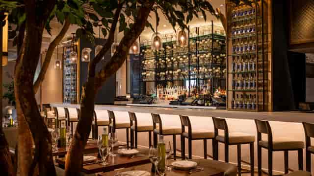 Elegant bar in Avra Madison, perfect for upscale networking events and cocktail receptions.
