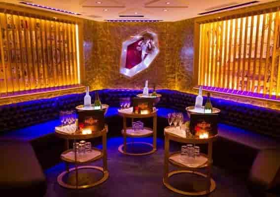 Upscale lounge in Heist with plush seating for exclusive networking events.