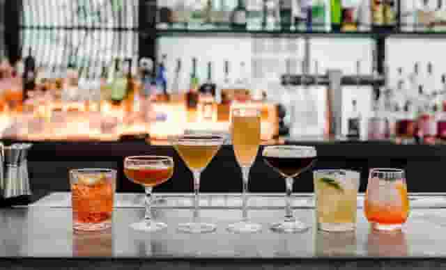 Cocktail bar