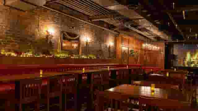 Live music bar
