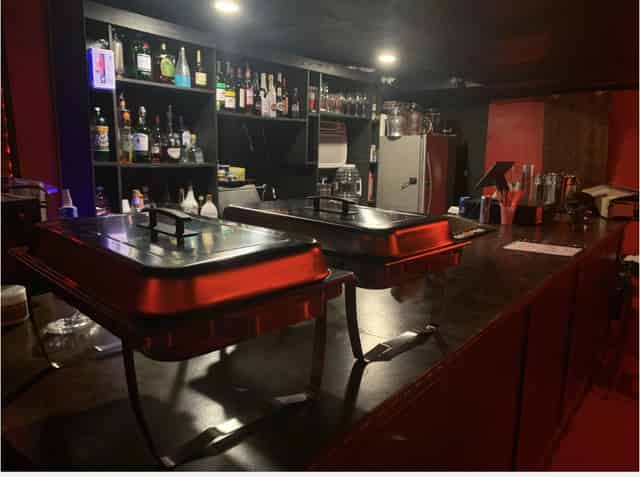 STUDIO R - RedRoom Lounge