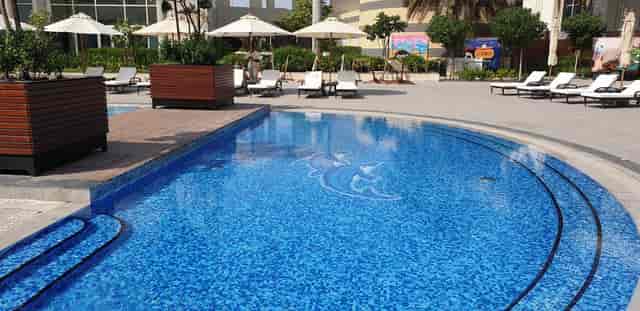 Panorama Suite pool at Le Royal Méridien Abu Dhabi, ideal for upscale events and relaxation.
