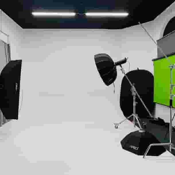 Pixdora Studio