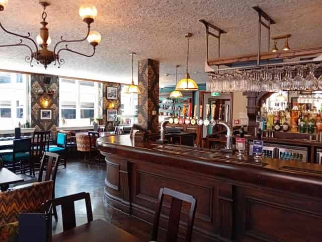 Bar