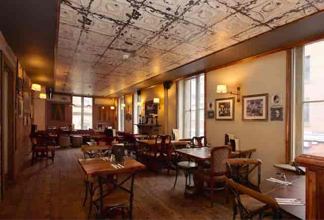 Cozy restaurant venue in Abel Heywood for intimate gatherings and small events.
