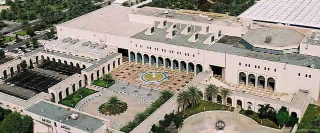 Performing arts theater