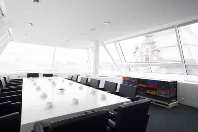 Modern meeting room in Stedelijk Museum, ideal for workshops and discussions.