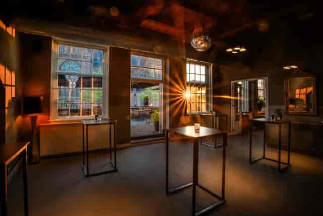 Elegant Van Habsburgzaal at Kasteel Woerden, ideal for intimate gatherings and events.