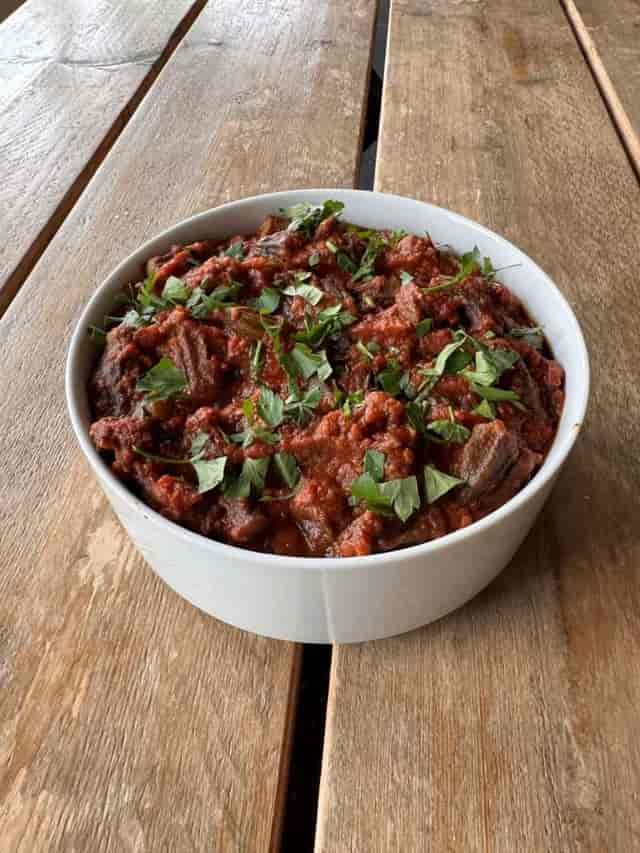 BBQ dish with vibrant colors for event catering at Hummus & Habibis.