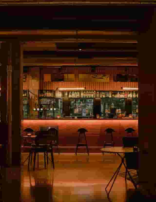 Wine bar