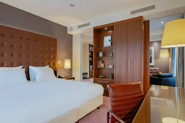 Club Lounge