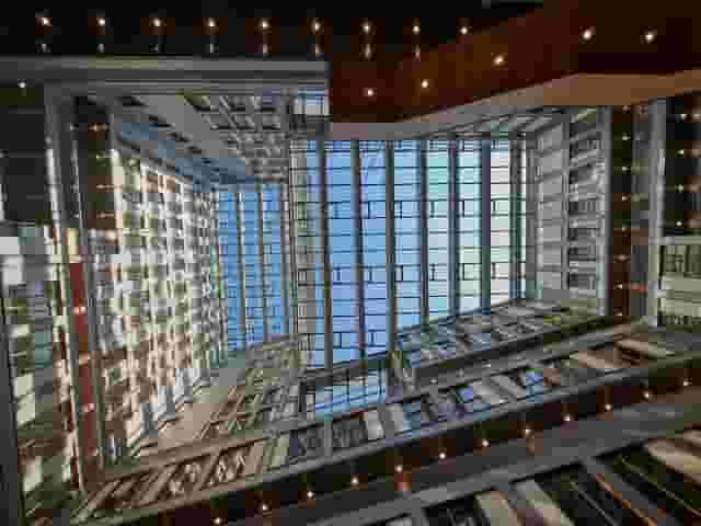 Performing arts theater