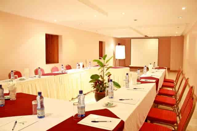 Blue Carpet Conference Room at Hennessis Hotel, ideal for professional meetings and presentations.