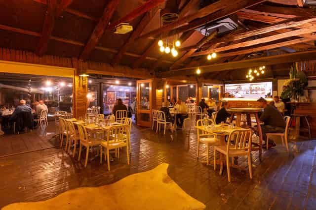 Bar/Courtyard
