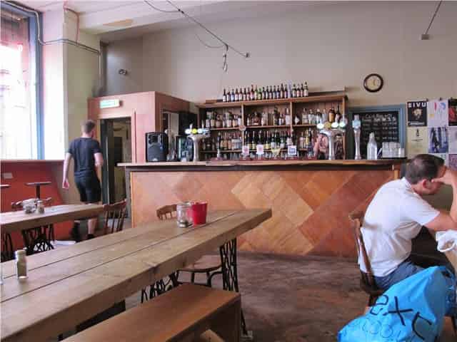 Bar