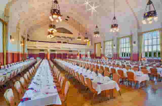 Banquet hall