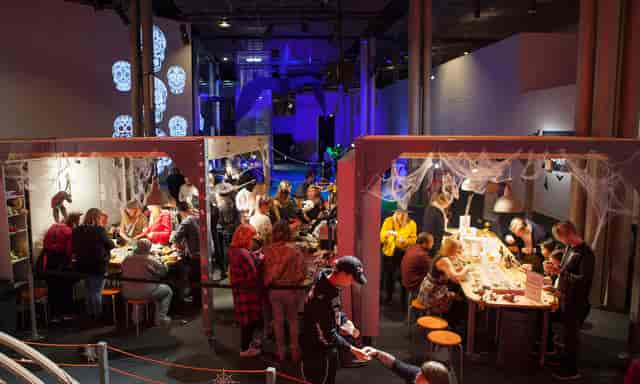 Vibrant meeting room Alfa in Heureka during a creative workshop with engaging activities.
