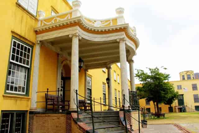 Charming yellow Governor's Quarters, ideal for weddings and events at Castle of Good Hope.