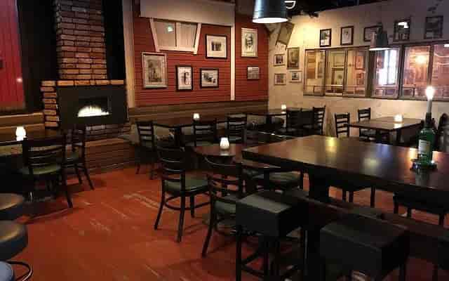 Cozy Restaurant Zetor with rustic decor, perfect for intimate gatherings and events.