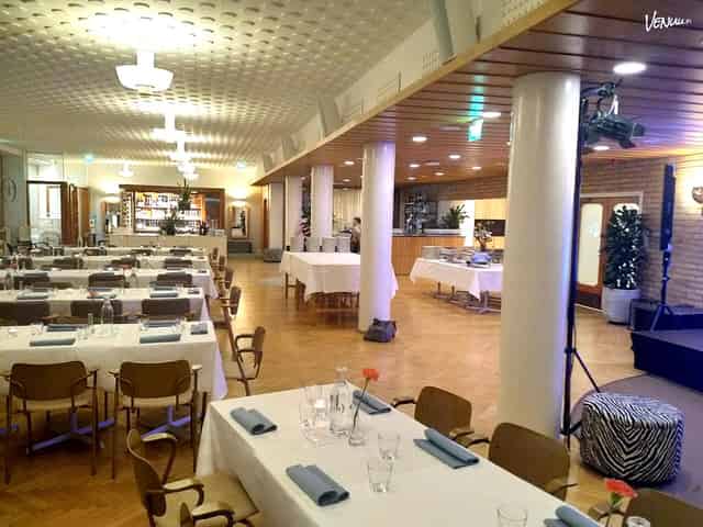 Restaurant Hall