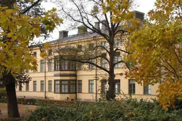 Elegant Sinebrychoff Art Museum venue with classic architecture for events and meetings.