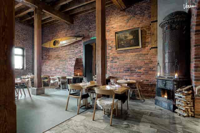 Stylish restaurant Juhlat in Ravintola Nokka, ideal for intimate dining and networking events.